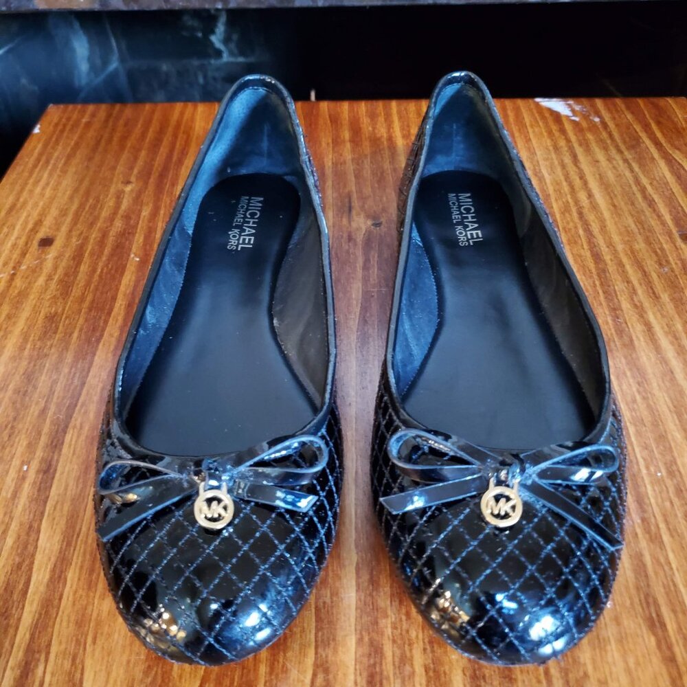 Michael Kors Size 9 Black Quilted Ballet Flats